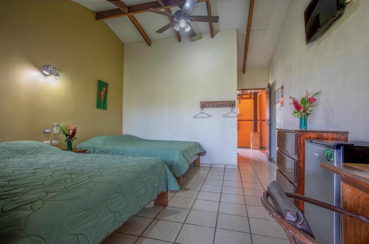 Hotel La Hacienda Quesada  Eksteriør bilde