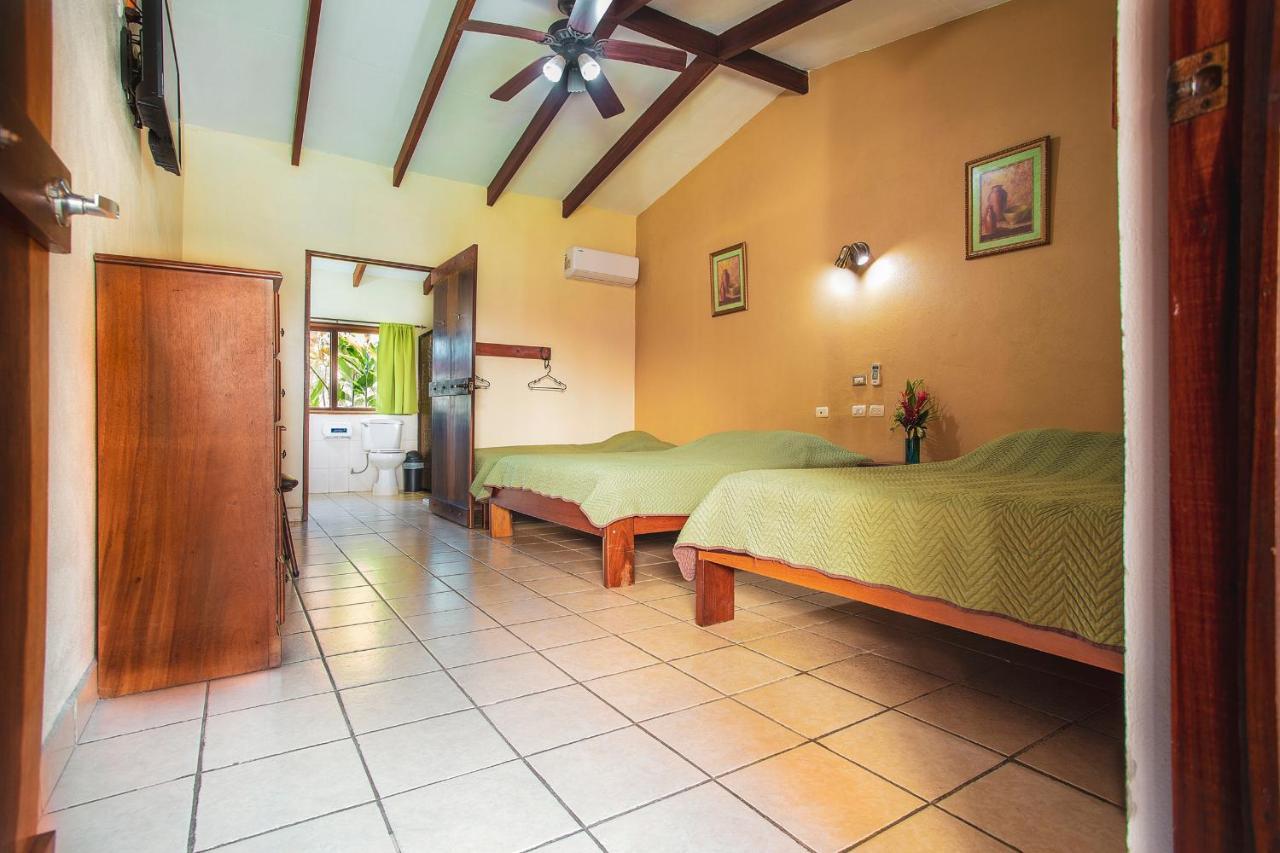 Hotel La Hacienda Quesada  Eksteriør bilde