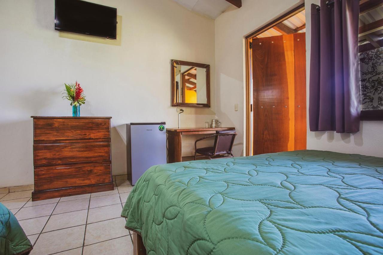 Hotel La Hacienda Quesada  Eksteriør bilde