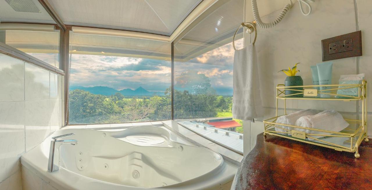 Hotel La Hacienda Quesada  Eksteriør bilde