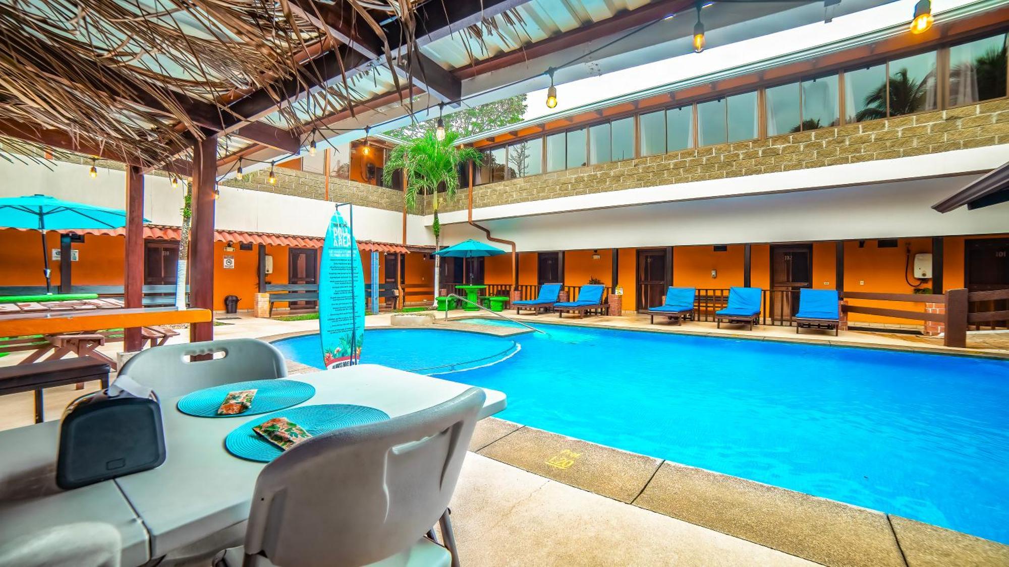 Hotel La Hacienda Quesada  Eksteriør bilde