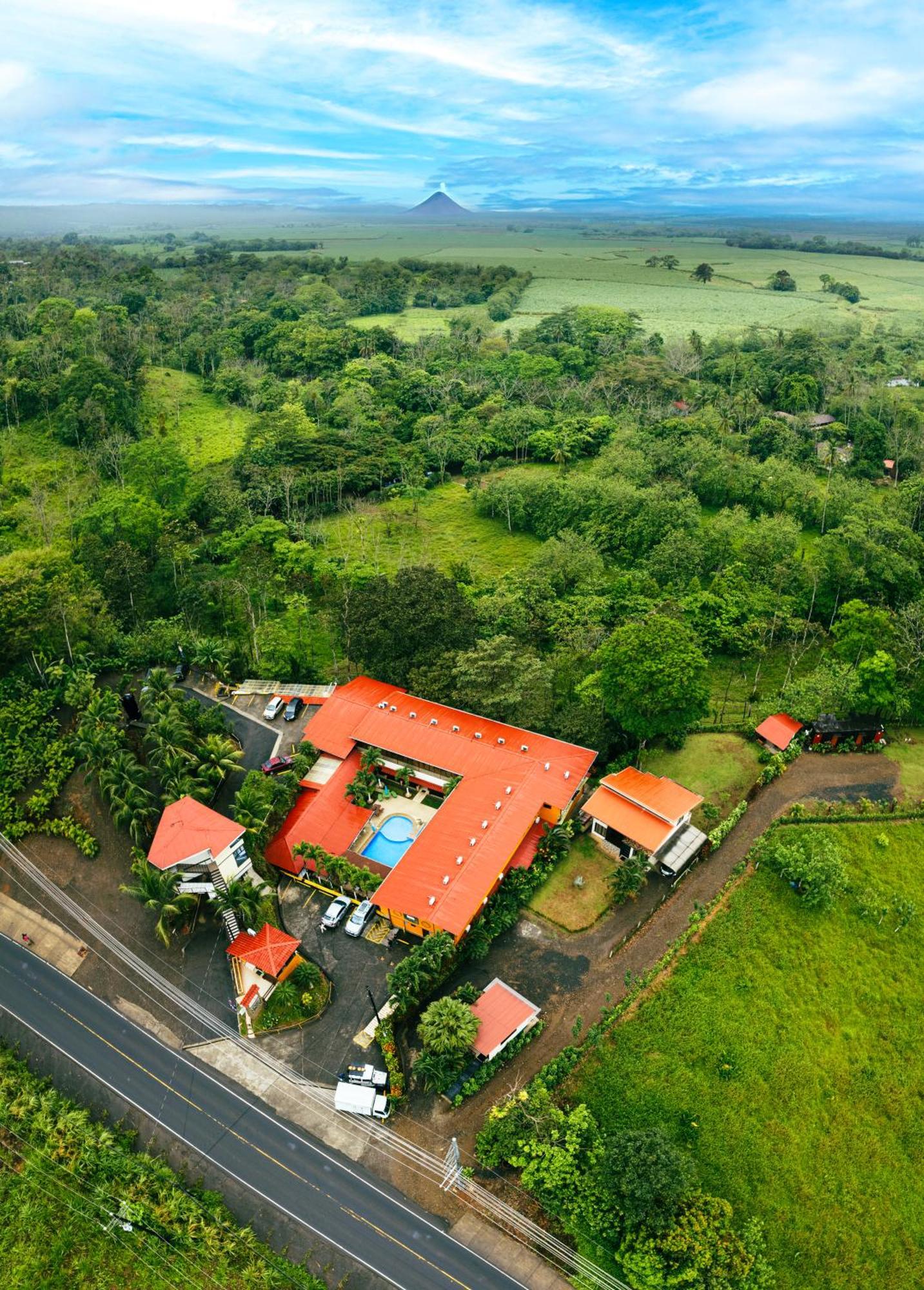 Hotel La Hacienda Quesada  Eksteriør bilde