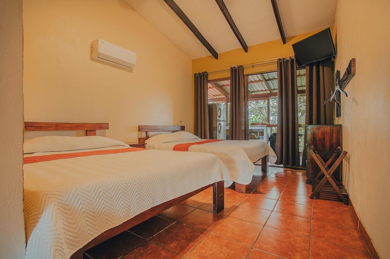 Hotel La Hacienda Quesada  Eksteriør bilde